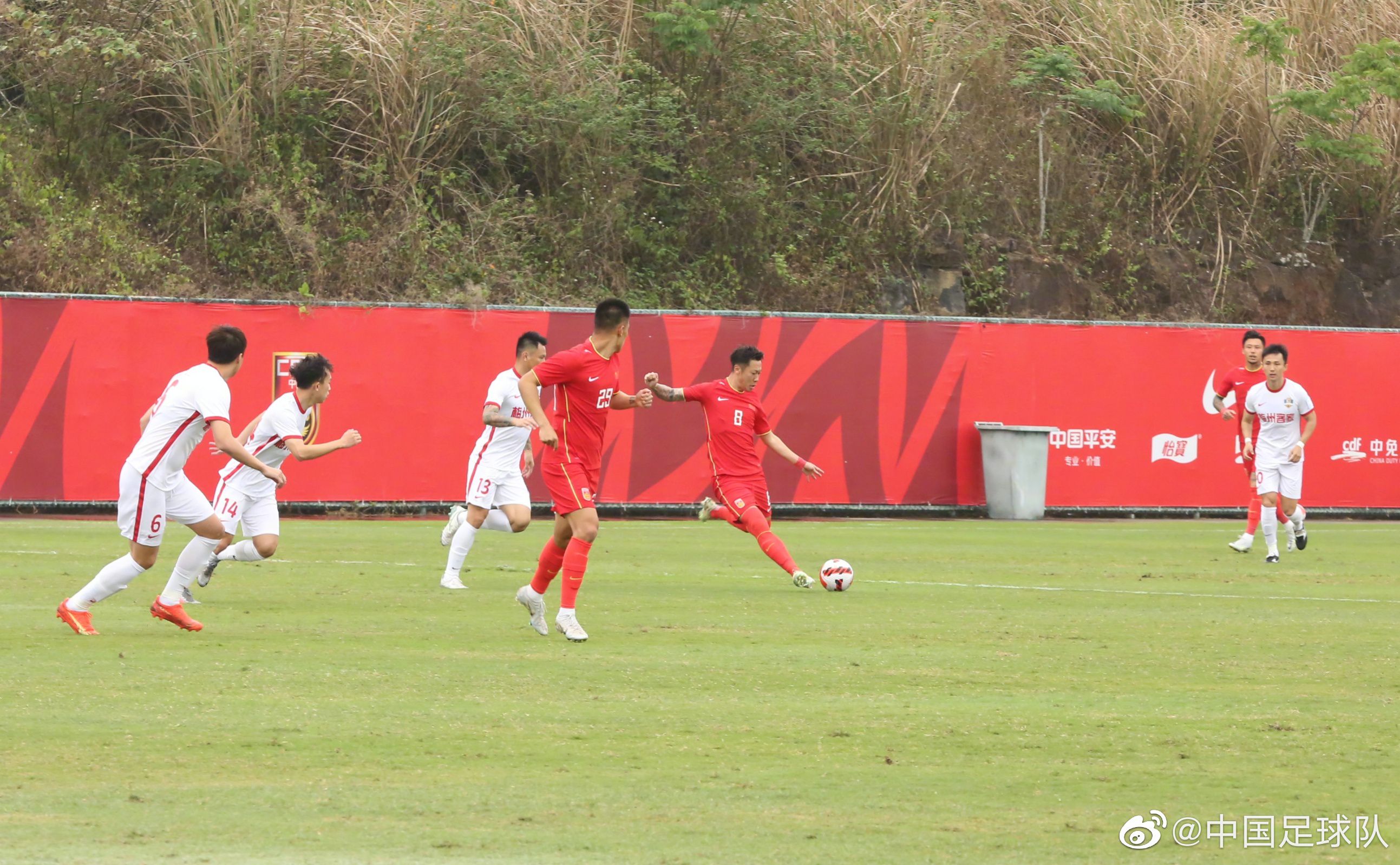 曼城2-0领先浦和红钻。